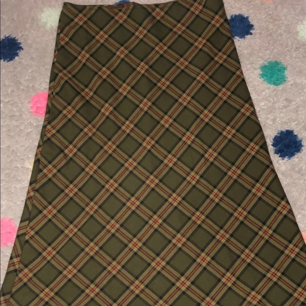 *ON HOLD, PLEASE DO NOT BUY* UNIF molly skirt!